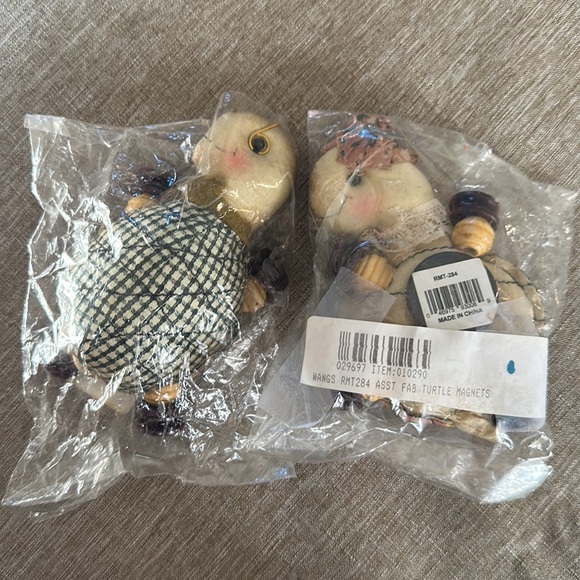 2 sets Fab Turtle magnets,soft, cloth, lace button materials NEW - Picture 2 of 2